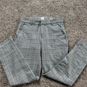 GAP Men's Classic Gray Checkered Pants